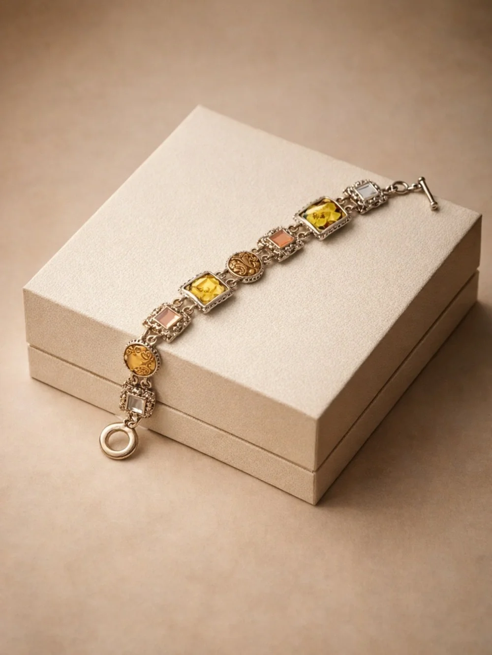 Liz Claiborne NWT Gold Charm Bracelet Square Stone Toggle Vintage Style